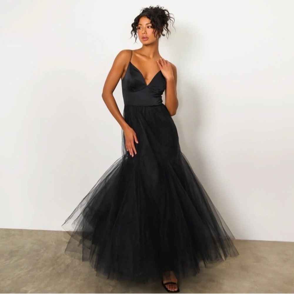 NWT Hutch Anthropologie Lucia V-Neck Tulle Maxi Black Dress Size 6 - Picture 11 of 15